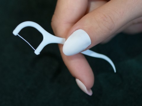 Nić dentystyczna nitka wykałaczki do zębów 50szt Nić dentystyczna nitka wykałaczki do zębów 50szt