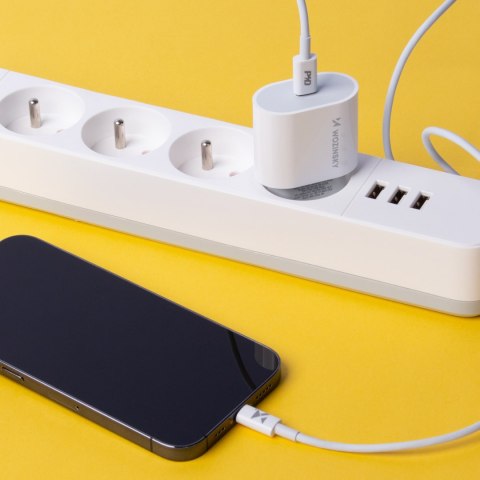 Szybka ładowarka USB C PD 20W + kabel USB C / Lightning 1m biały