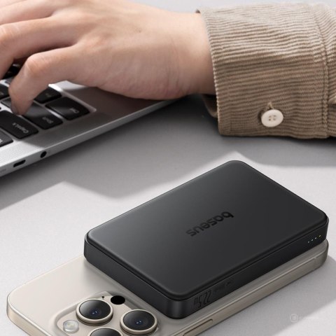 Powerbank Airpow II 10000mAh Qi2 MagSafe 22.5W z kablem USB-C 20V 3A 30cm - czarny Powerbank Airpow II 10000mAh Qi2 MagSafe 22.5W z kablem USB-C 20V 3A 30cm - czarny