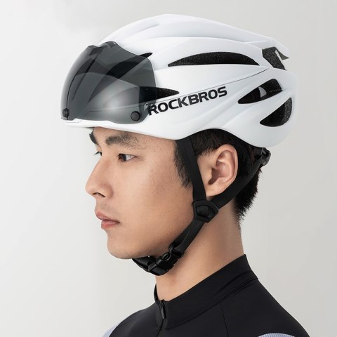 Kask rowerowy z szybką odpinanymi okularami z filtrem UV unisex - biały mat Kask rowerowy z szybką odpinanymi okularami z filtrem UV unisex - biały mat