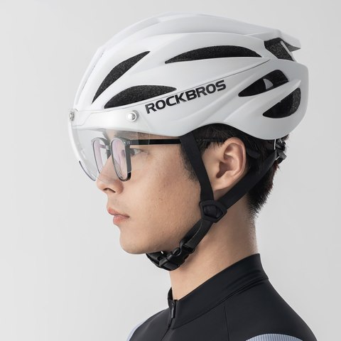 Kask rowerowy z szybką odpinanymi okularami z filtrem UV unisex - biały mat Kask rowerowy z szybką odpinanymi okularami z filtrem UV unisex - biały mat