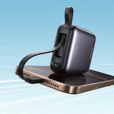 Powerbank 10000mAh 22.5W z wbudowanymi kablami USB-C Lightning - czarny Powerbank 10000mAh 22.5W z wbudowanymi kablami USB-C Lightning - czarny