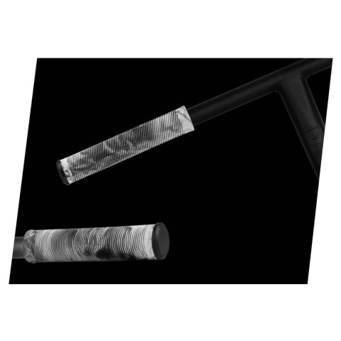 Gripy uchwyty do hulajnogi czarno - białe 160 mm G3 2 szt. Gripy uchwyty do hulajnogi czarno - białe 160 mm G3 2 szt.